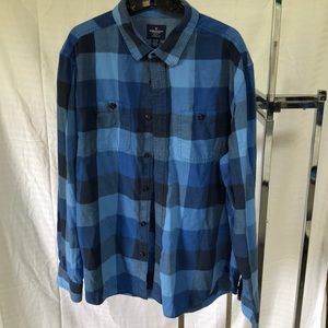 American Eagle button down shirt